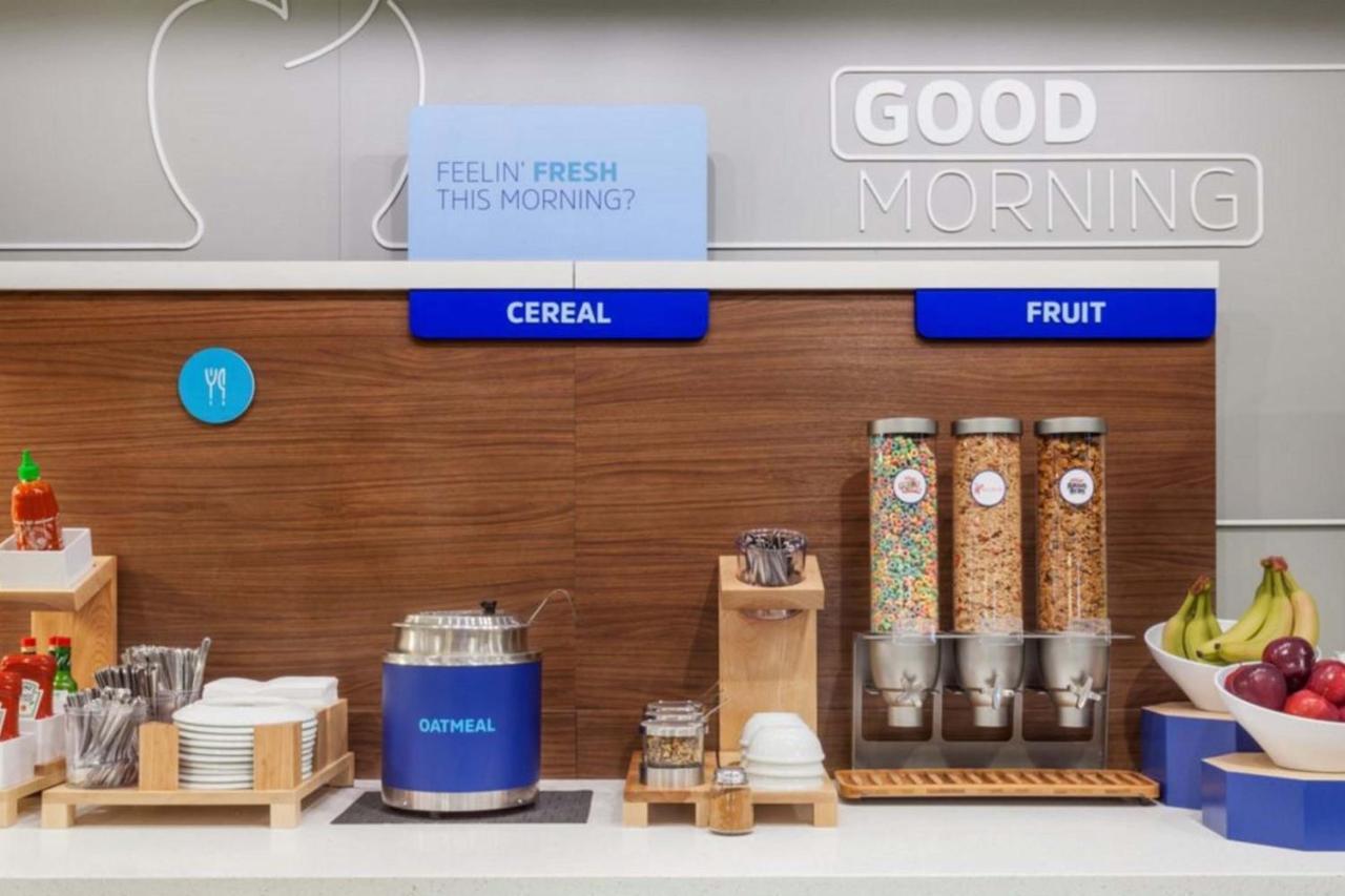Holiday Inn Express Rawlins By Ihg Ngoại thất bức ảnh