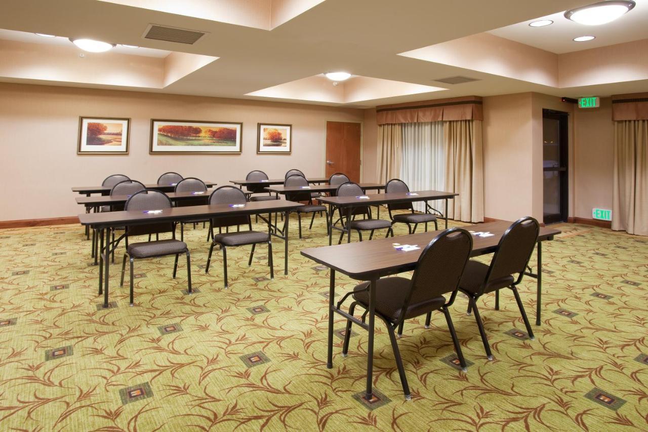 Holiday Inn Express Rawlins By Ihg Ngoại thất bức ảnh